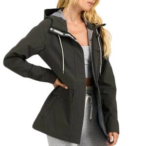 Vuori Palisades Rain Jacket